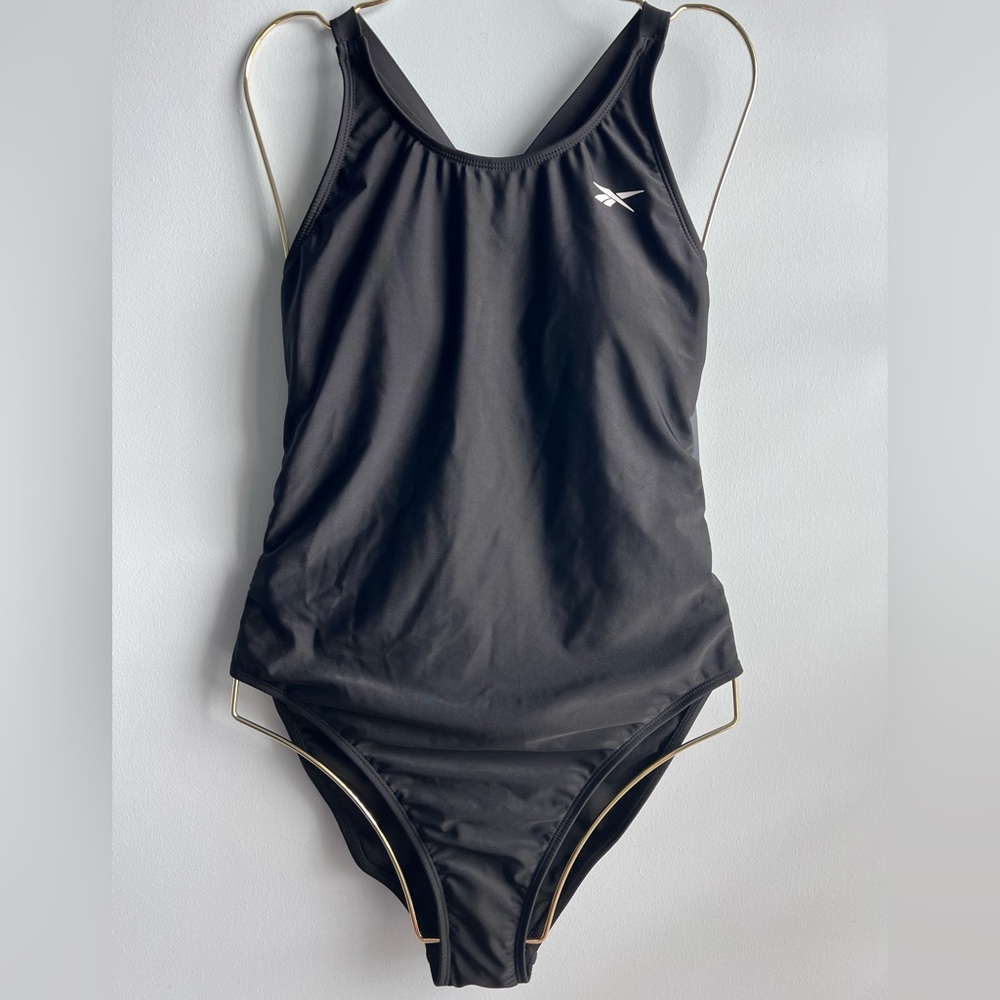 REEBOK Women’s Halter High Neck Athletic Swimsuit Size Medium